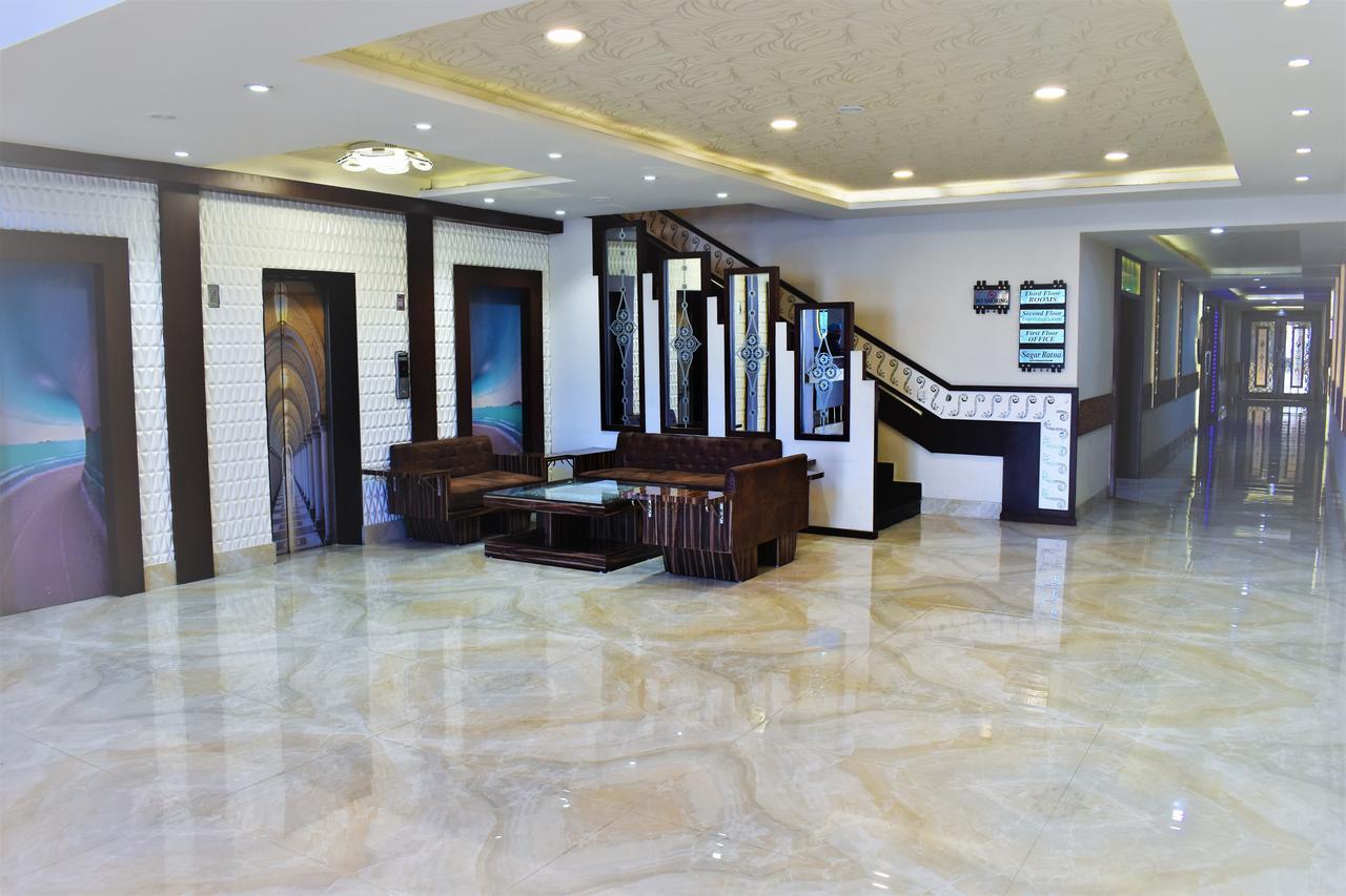 Hotel Ashish Continental Phagwāra Buitenkant foto